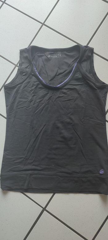 Débardeur taille M Go sport