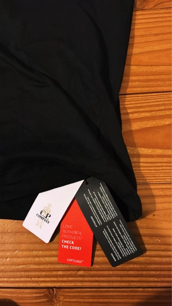 t-shirt C.P company - photo numéro 4