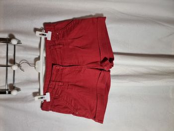 Mini-short en jean rouge