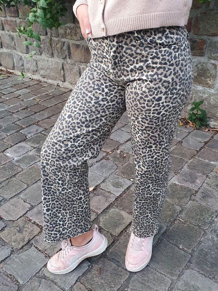 Jean large Québec léopard Taille 8 ans
