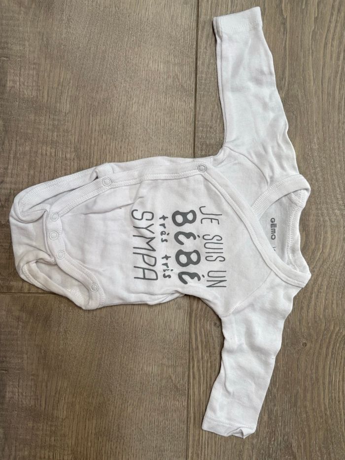 Lot de bodys - photo numéro 7