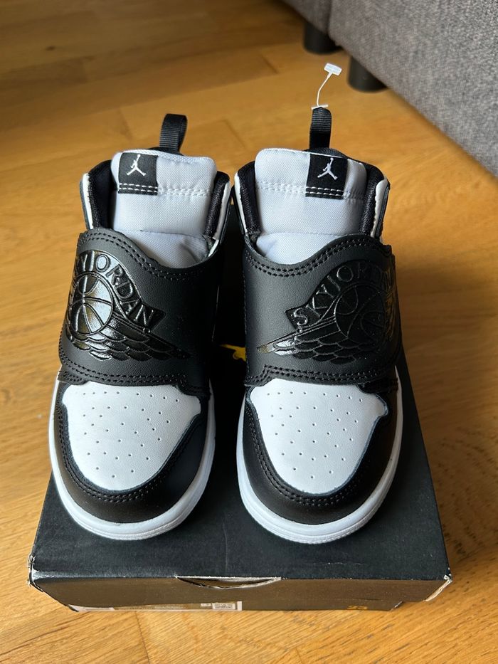 Baskets nike air Jordan sky unisex - photo numéro 4