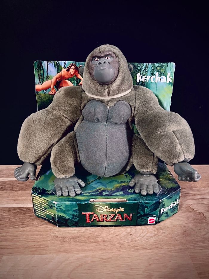 Peluche Kerchak Disney Tarzan 1999 Mattel – Neuve en boîte d’origine – Rare