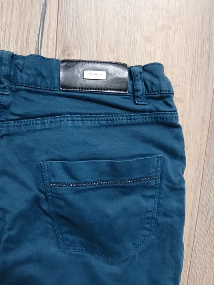 Jean bleu marine Antonelle 42 - photo numéro 5