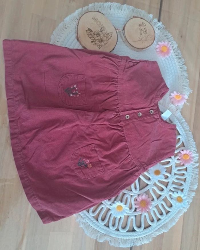 Robe fuchsia 12 mois - photo numéro 3
