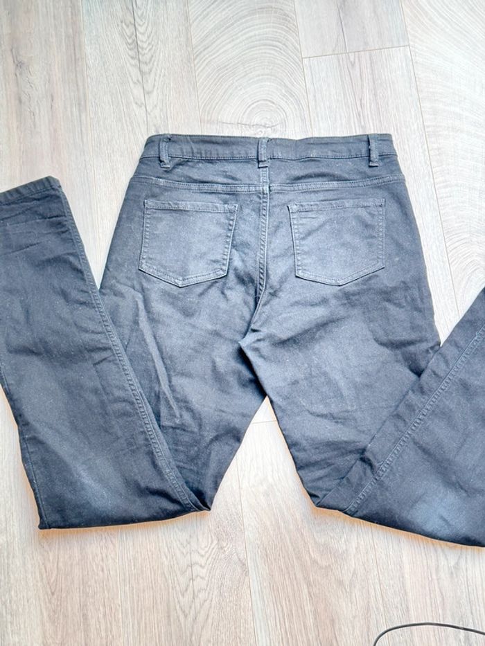 Jean noir 38 la halle - photo numéro 13