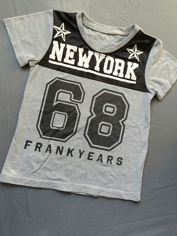T-shirt gris 🎮 Taille 5 ans
