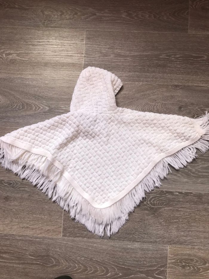 Poncho blanc - photo numéro 3