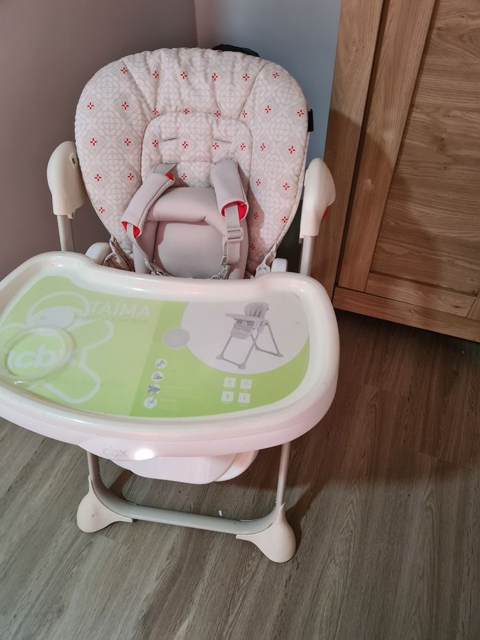 Eet stoeltje (TAIMA).