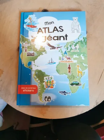 Livre mon atlas géant