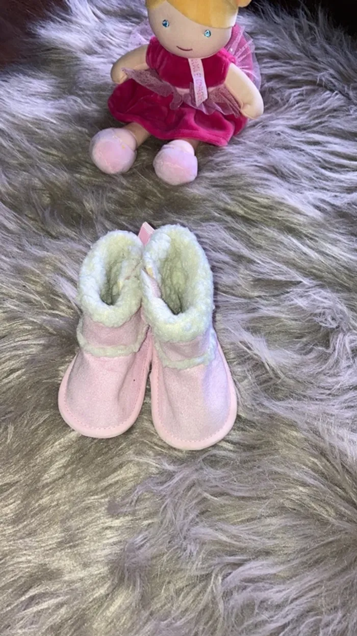 Botte fourrée bébé fille rose - photo numéro 2