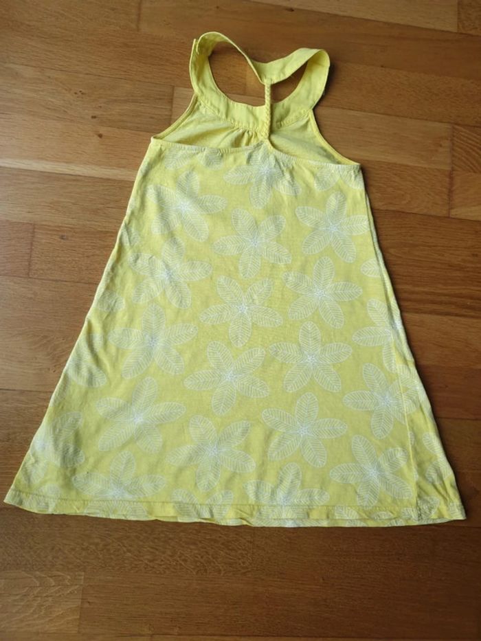 Magnifique robe jaune à fleurs blanches 8 ans Okaïdi encolure "collier" - photo numéro 5