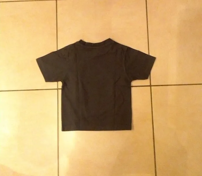 Tee-shirt C&A 2 ans 92 cm - photo numéro 2
