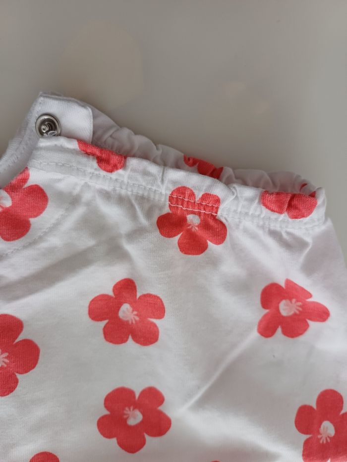 Combishort neuve taille 9 mois - photo numéro 5