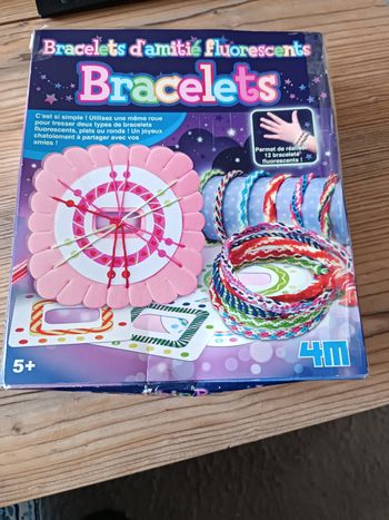 Bracelet d'amitié fluorescent