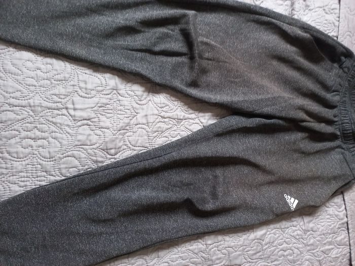 Jogging  Adidas  taille  S