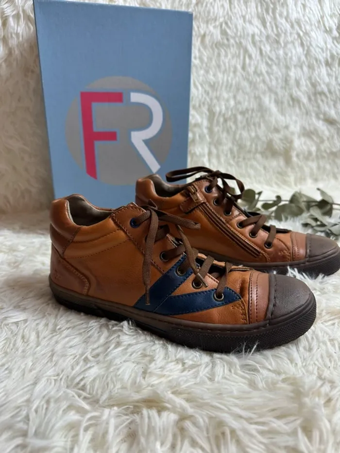Paire de basket montante en cuir marron Franco Romagnoli taille 35 - photo numéro 2