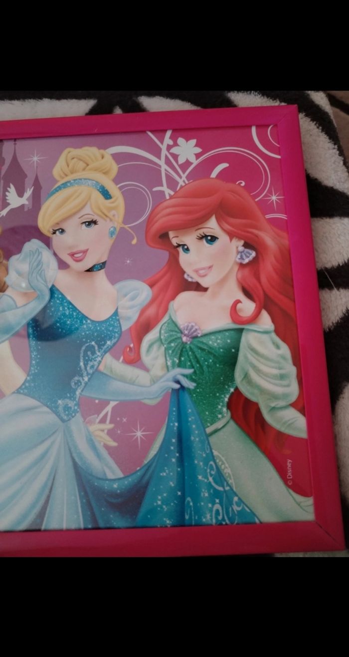 Cadre "Princesses Disney" 30x21,50cm neuf - photo numéro 3