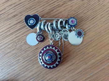 Broche