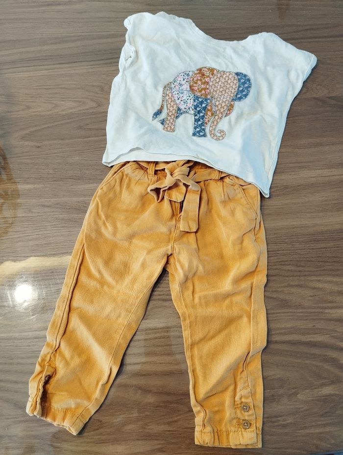 Ensemble teeshirt et pantalon