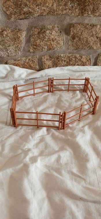 Enclos avec 6 barrières playmobil