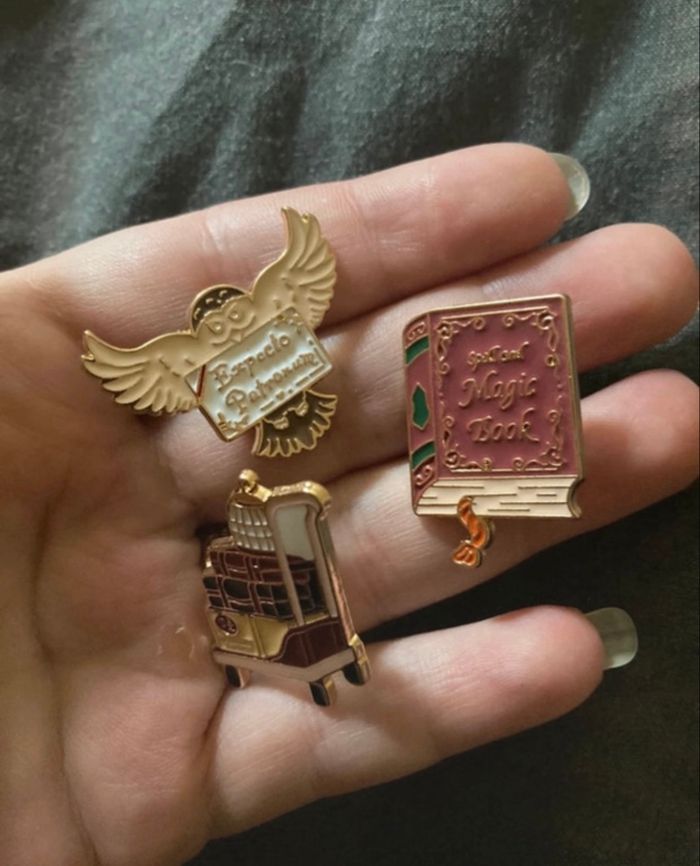 Lot NEUF de 3 pin’s / broche Harry POTTER - photo numéro 2