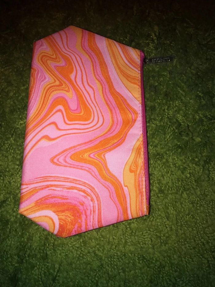 trousse rose et orange clinique - photo numéro 2