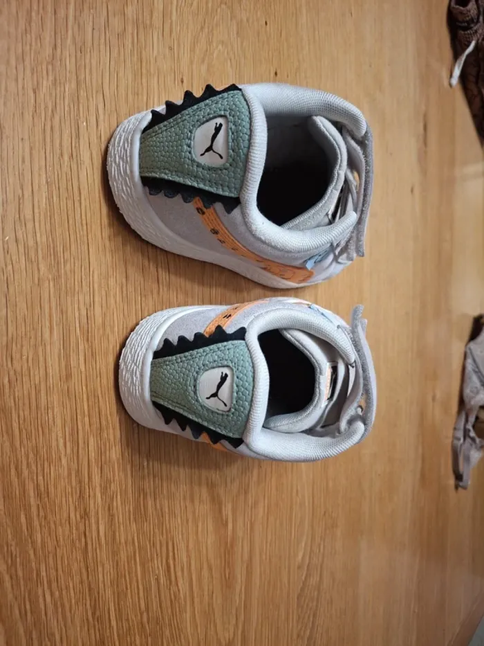 Baskets Puma pointure 32 - photo numéro 5