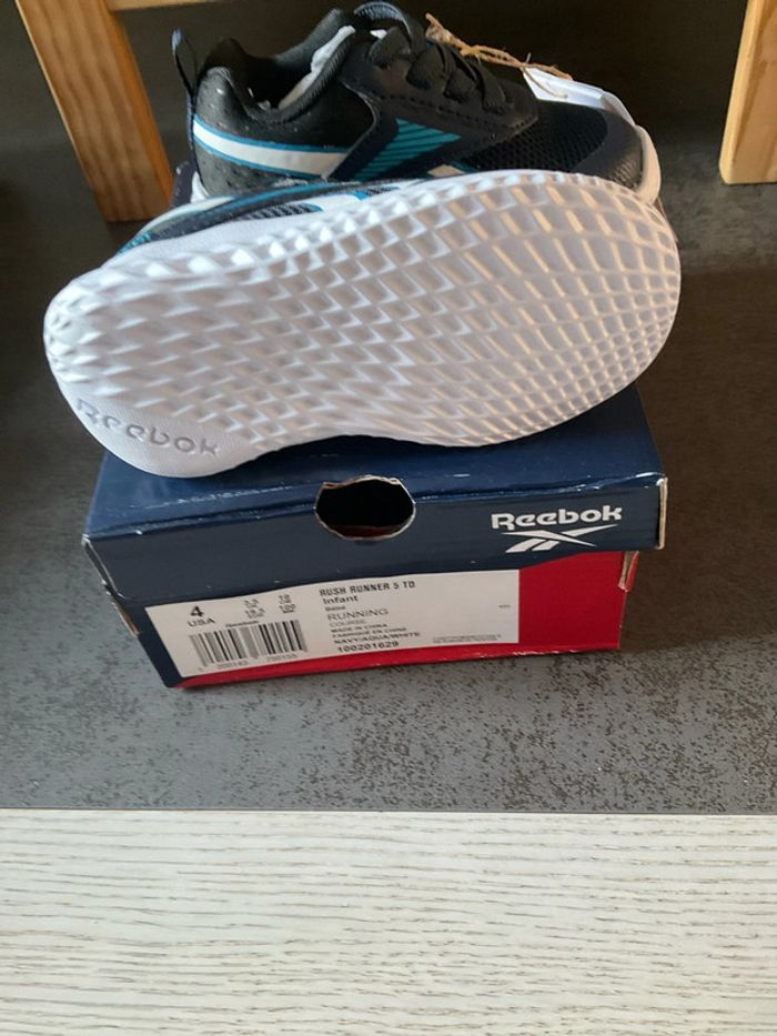 Chaussures baskets Reebok 19,5 - photo numéro 11
