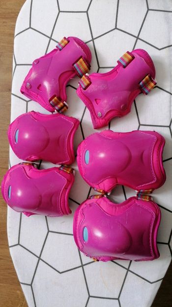 Protections Soy Luna Taille L