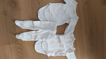 Bodies manches longues 1 mois