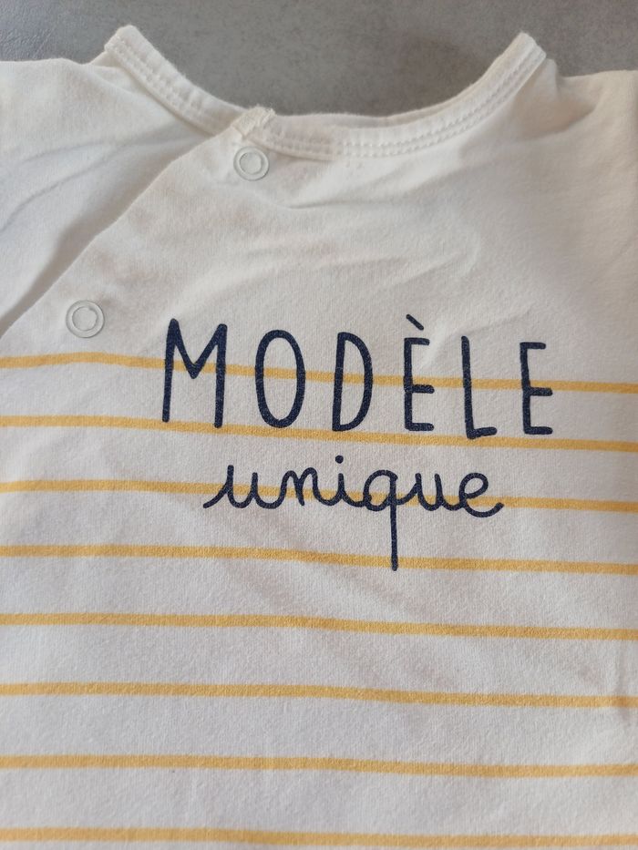 Dors bien / pyjama / grenouillère en coton, TAO, 6 mois, mixte, très bon état, ouverture sur le devant - photo numéro 2