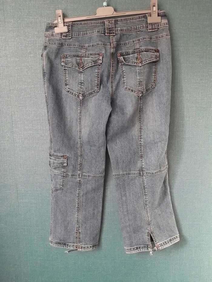 Pantacourt en Jeans - Camaïeu - Taille 42 - Très bon état - photo numéro 4