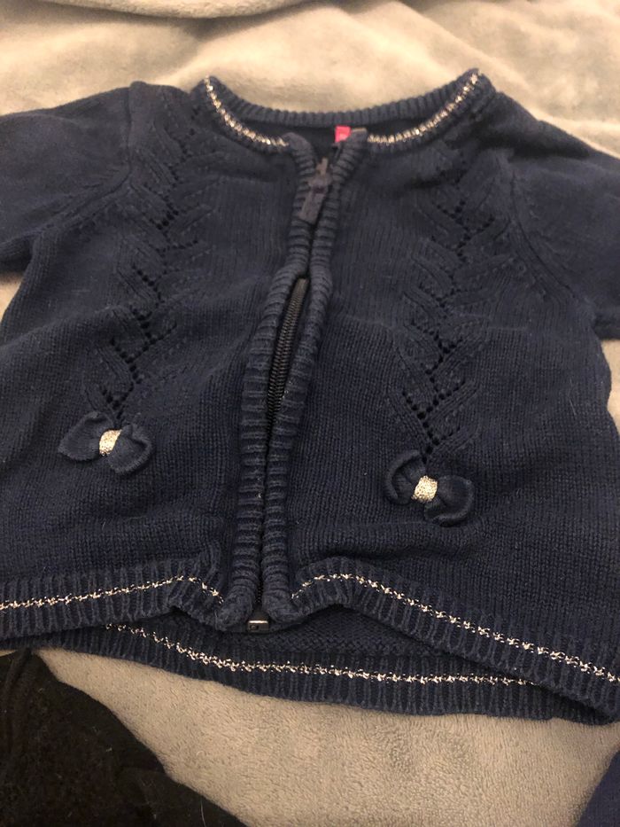 Lot de 3 Gilet / Taille 18 mois - photo numéro 4