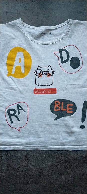 T-shirt court taille 10 ans chat