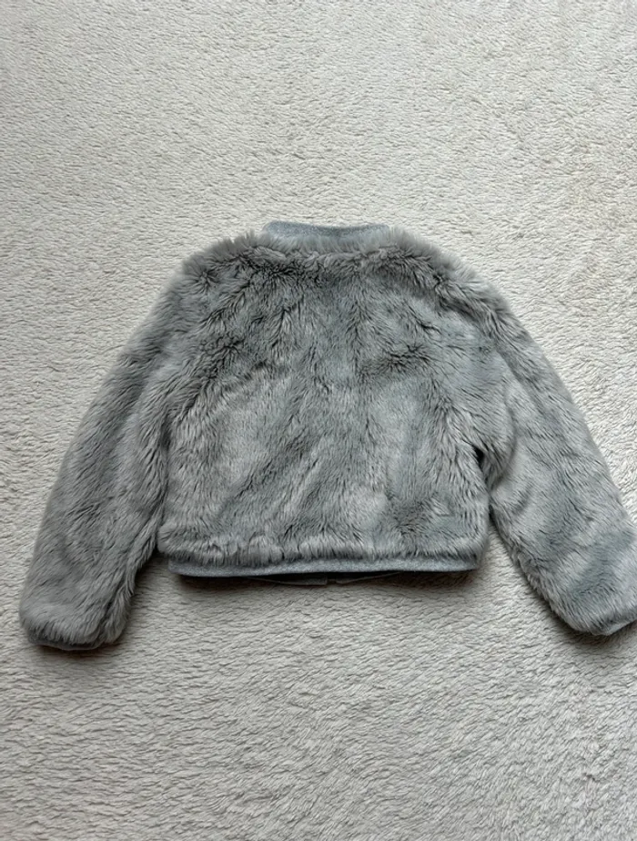 Manteau / veste moumoute Okaïdi - photo numéro 2