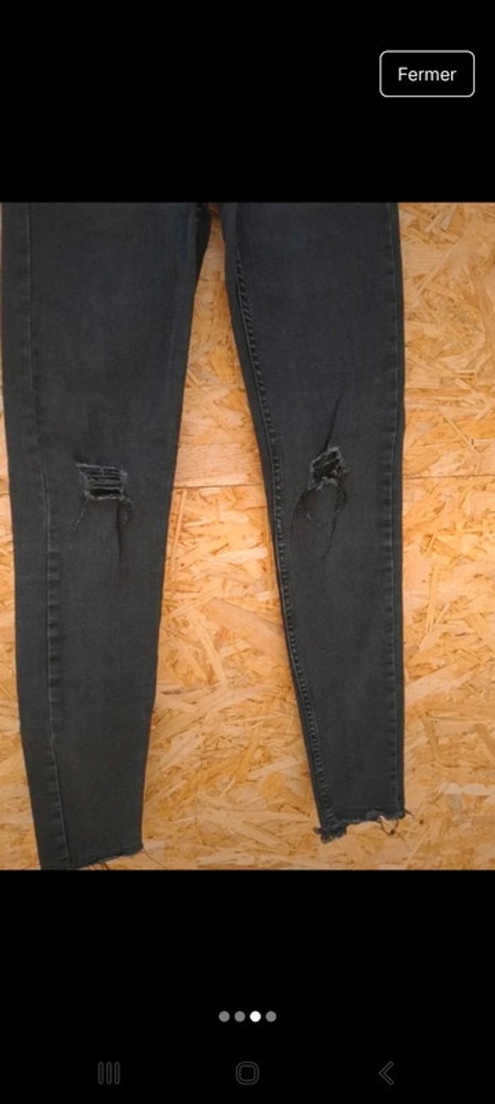 Jean Bershka taille 32💞 - photo numéro 3