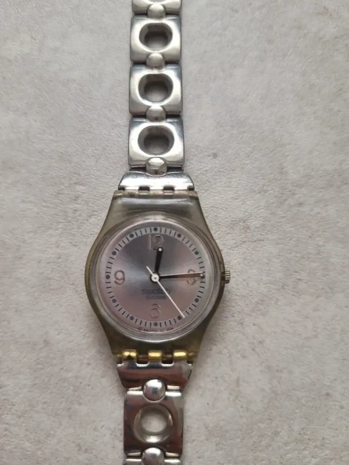 Montre Swatch femme - photo numéro 2