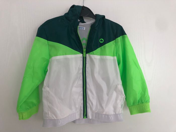 Veste imperméable, Mayoral