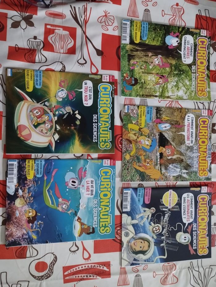 Lot 5 Magazines Curionautes 2021