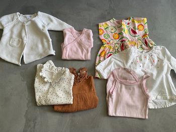 Lot vêtement bebe fille