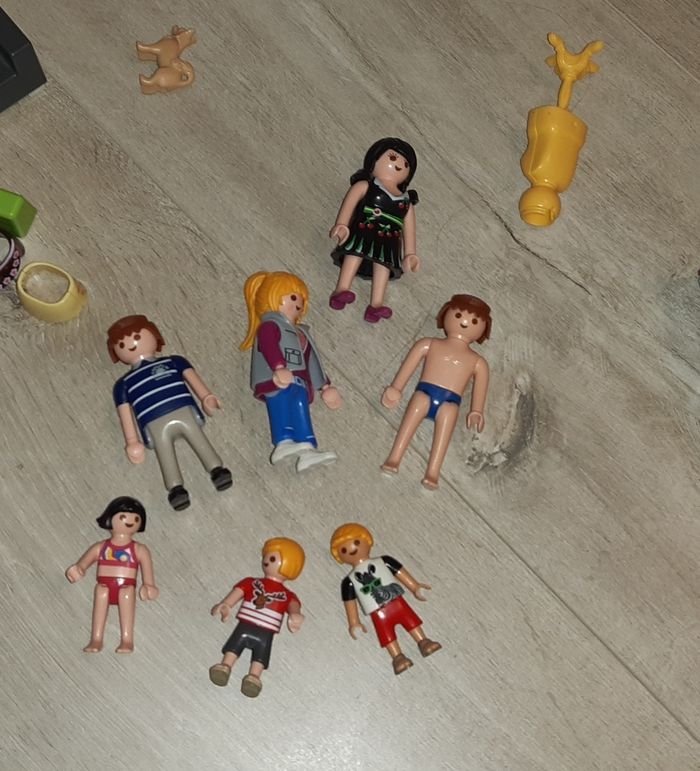 Maison moderne Playmobil avec son studio et sa piscine - photo numéro 6