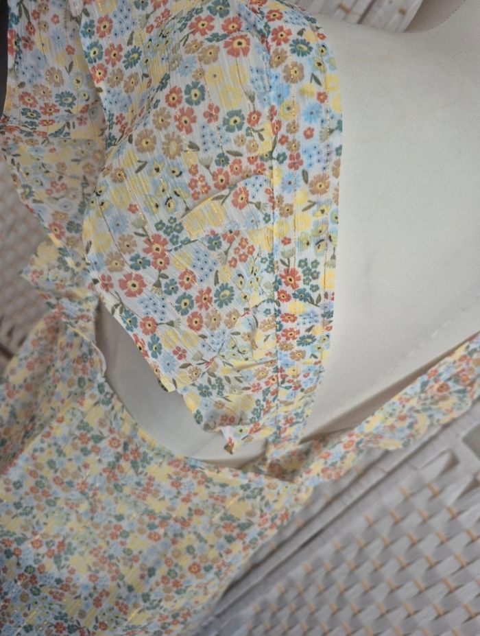 💕jolie blouse/ top fleuri bizzbee femme TL/ 40💕 - photo numéro 6