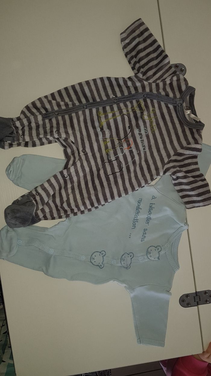 13 pyjama - photo numéro 7