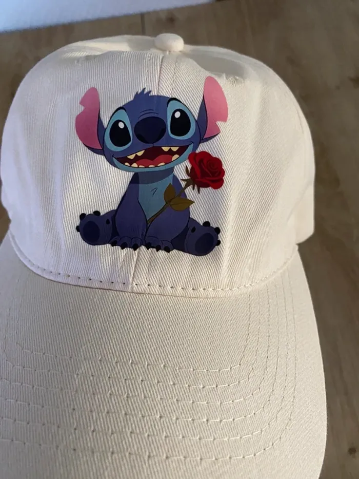Casquette adulte stitch neuve