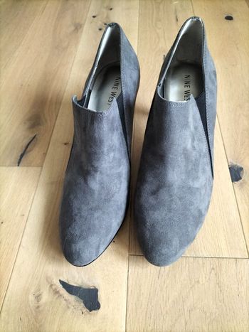 Chaussures talons grises Nine West