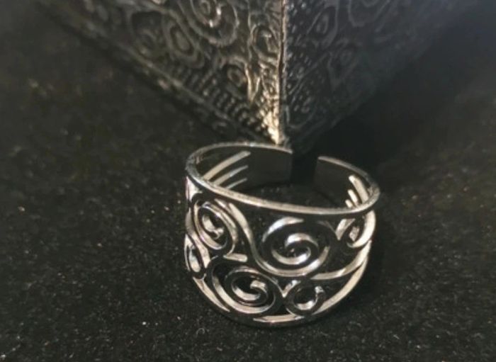 Bague spirituelle motifs triskell T9