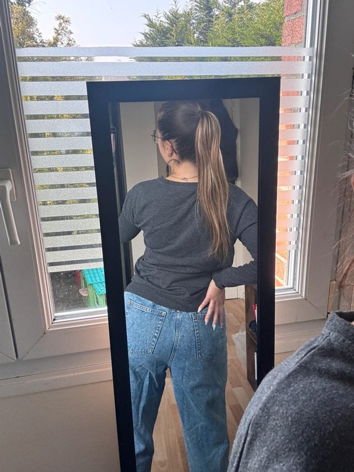 Pull gris avec écriture - photo numéro 3