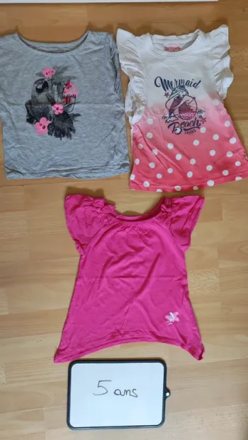 T-shirt taille 5 ans