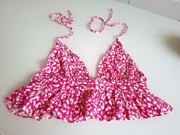 Débardeur crop top dos nu Taille XS rose neuf